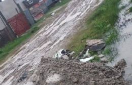 Barrio Santa Teresita: Calles intransitables con y sin lluvia