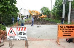 Comenzó la pavimentación de calle 169 entre 21 y 22