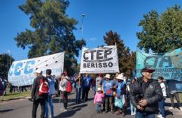 Corte de la CCC en Berisso: "Basta de hambre y despidos"