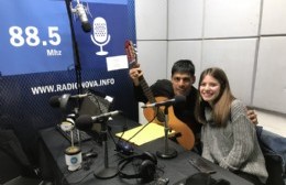 Malena Amiel y Marcelo Salvatierra presentaron Sin Normas: "Es lindo cantar y es bueno hacerlo dando un mensaje"