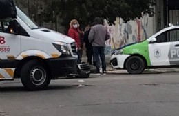 Choque entre auto y motocicleta en 13 y 165