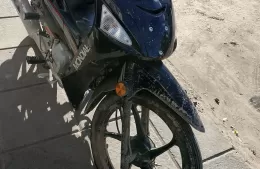 La Policía recuperó una moto robada y la devolvió a su dueña