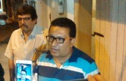 Crónica de lo sucedido con el concejal Barragán: acompañado de personal policial y amigos se entregó