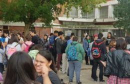 Encuentro de autoridades y alumnos por los problemas de la Secundaria Nº 1