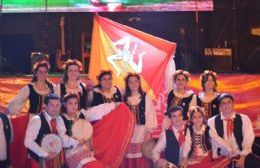 El Ballet Sicilia Bedda participó en la celebración de Ferragosto en Necochea