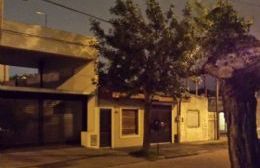 Vecinos indignados: Llevan más de 24 horas sin luz