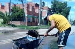 Agradecimiento a dos vecinos de Villa Argüello que realizaron tareas de limpieza y mantenimiento