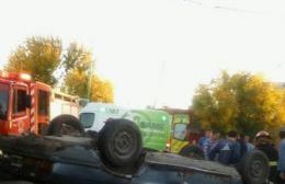 Accidente y vuelco en 16 y 162 Norte