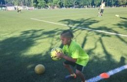 Dylan Navarro, una promesa del fútbol berissense que ya entrena en River