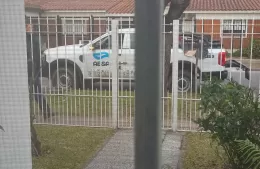 Tras la publicación de BerissoCiudad, ABSA inició las reparaciones en una vivienda