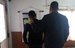 Policía detenido y desafectado por robo calificado y amenazas