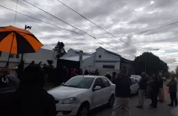 Movilización de taxis a Camuzzi: piden que haya gas en las estaciones de servicio