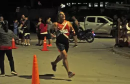 Exitosa carrera nocturna 8 K por el Terraplén Costero