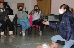 Se llevó adelante un curso de RCP para el personal de la Guardería San Martín