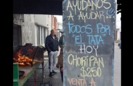 Venta de choripanes a beneficio de "El Tata", parrillero brutalmente golpeado meses atrás