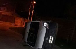 Volcó una camioneta en 150 y 9