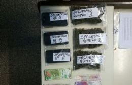 Dos dealers detenidos en 122 y 64