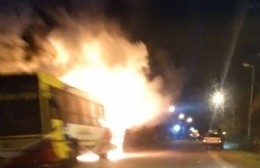 Se incendió una unidad de la línea 202