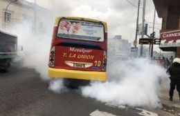 Susto por desperfecto mecánico de un coche de la línea 202
