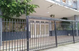 Paro docente en Berisso: la mayoría de las escuelas cerraron y en algunas hubo clases parciales