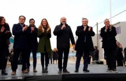 Alberto Fernández inauguró viviendas en Ensenada