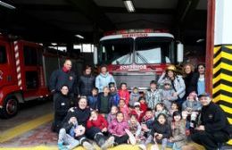 El Jardín N° 901 visitó el Cuartel de Bomberos