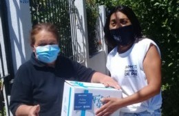 Barrios de Pie motorizó la entrega de cajas navideñas en distintos puntos de Berisso