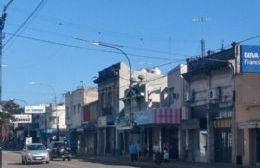 Los comerciantes no dan abasto con el pago de los servicios