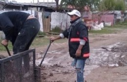 Vecinos de San José Obrero compraron escombro y mejoran su calle