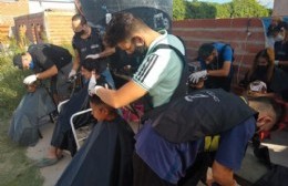 Exitosa jornada solidaria con corte de pelo y agasajos para los más chicos