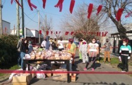 Jornada por el Día de la Primavera en la Nueva York: Entrega de merienda, juguetes y cuentos