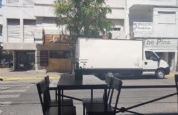 Estacioná como se te cante: contramano, en plena Montevideo