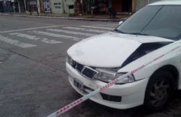 Automóvil y motocicleta colisionaron en Montevideo y 24