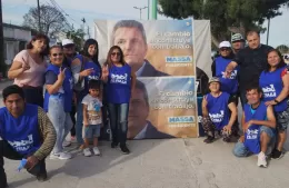 La militancia de la FETRAES finalizó su campaña por Massa