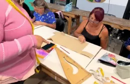 Siguen las clases del taller de costura &ldquo;Entre telas&rdquo;