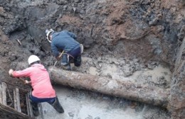 Recambio de cañerías en calle 10 de 162 a 164