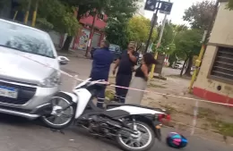 Choque entre auto y moto en 7 y 165: un herido fue trasladado por el SAME