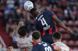 Estudiantes visita a San Lorenzo en busca de la cima del Apertura