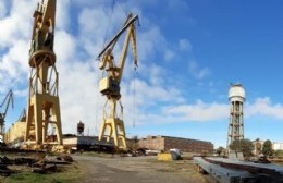 Crece la preocupación en los trabajadores del Astillero Río Santiago por demora en los pagos