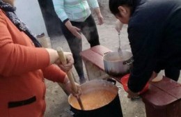 Mujeres en Pie de Lucha y la rifa por el Día de la Niñez: "La solidaridad y la autogestión es a lo que apelamos"