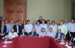 Nedela participó junto a otros intendentes de una reunión con el vicegobernador Salvador