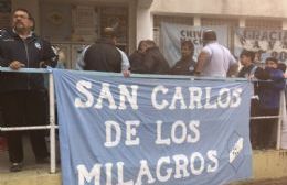 Banderazo en apoyo al plantel de la Villa que va por la permanencia en la B Metro