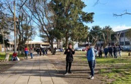 Alumnos de la Técnica 2 se movilizan al Consejo Escolar en busca de una respuesta definitiva