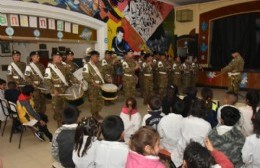 La Escuela Nº 4 fue sede del acto central por del fallecimiento de San Martín