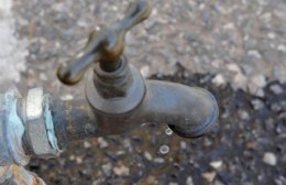 Reclamo de vecinos de 14 y 147: "Hace un año que no tenemos agua"