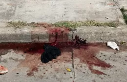 Enfrentamiento a botellazos en la vía pública