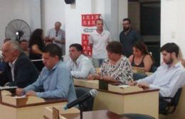 Festa indignado apuntó contra Cagliardi asegurando que "no tiene palabra"