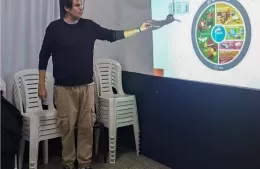 Brindaron una charla sobre alimentación deportiva para las jugadoras de Estrella