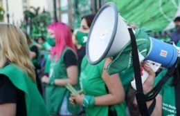 Respaldos a la ley del aborto seguro y gratuito: “Es una cuestión de salud pública y justicia social”