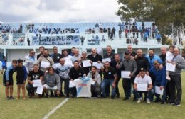 Villa San Carlos homenajeó a los primeros campeones oficiales